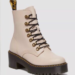 Dr Martens LEONA WOMEN'S SENDAL
LEATHER HEELED BOOTS